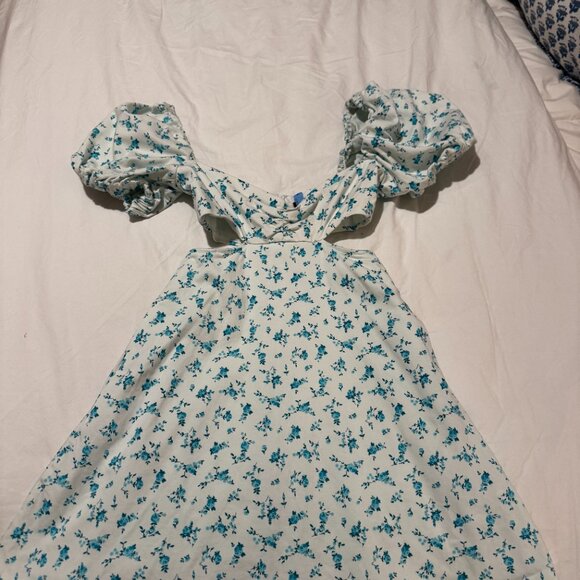 Zara Floral Cutout Dress - Picture 3 of 4